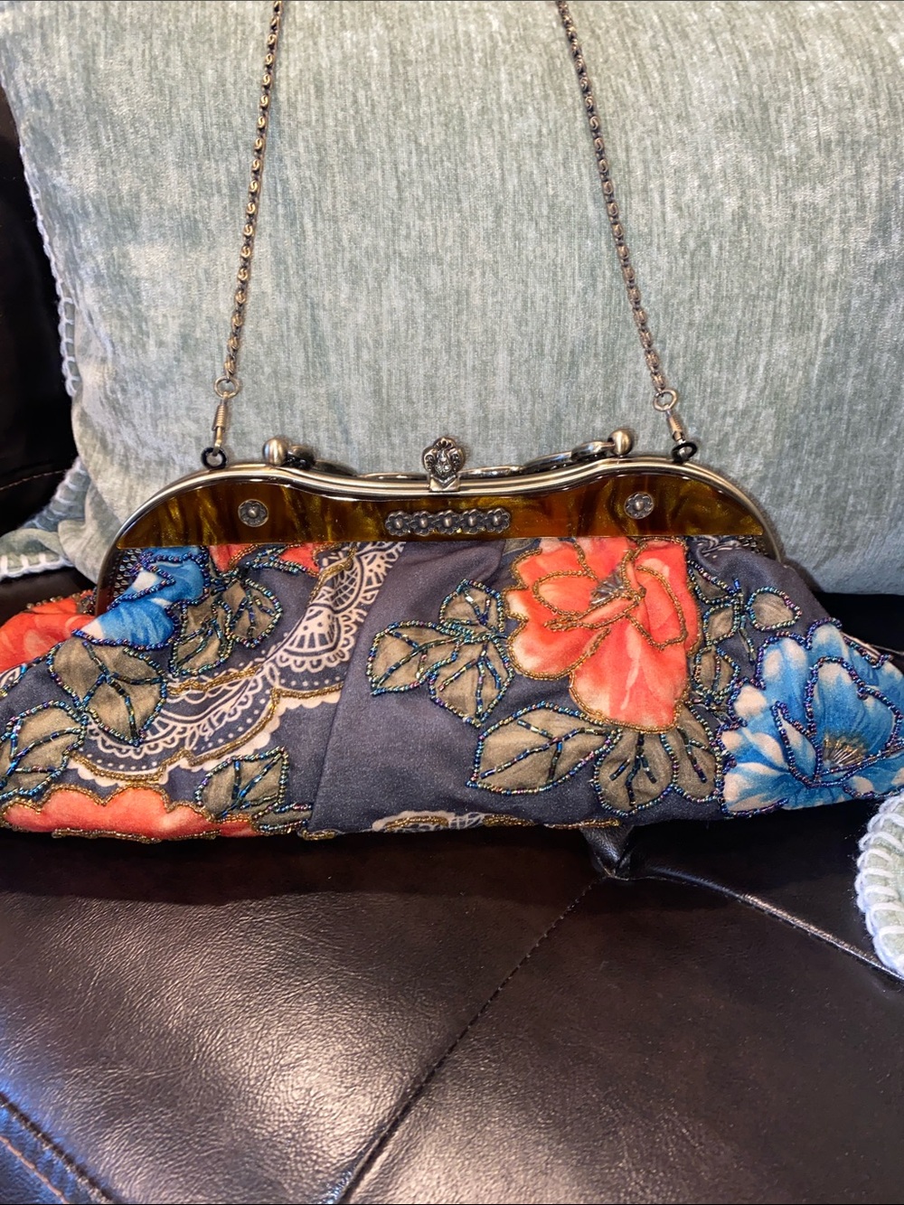 Victorian Style Floral Beaded Frame INS Handbag Clutch Bag with chain strap